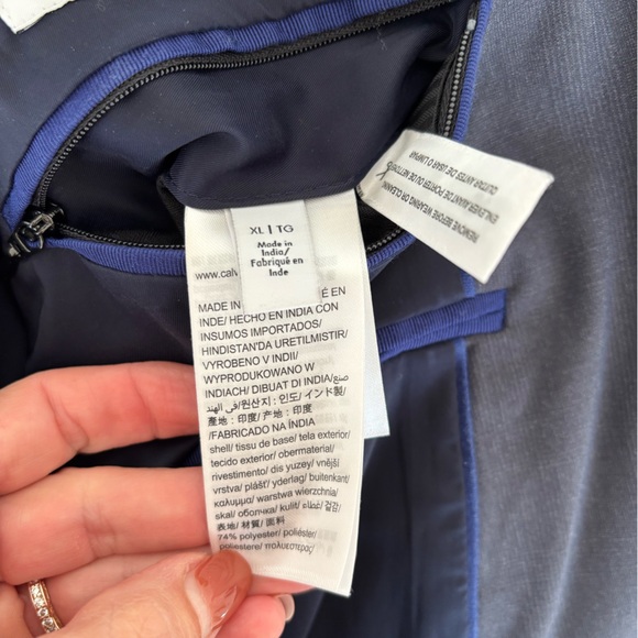 Calvin Klein Suit Navy Blue 2 Pc: XL/TL Slim Fit (42) Pants 33 x 32 - Picture 13 of 16